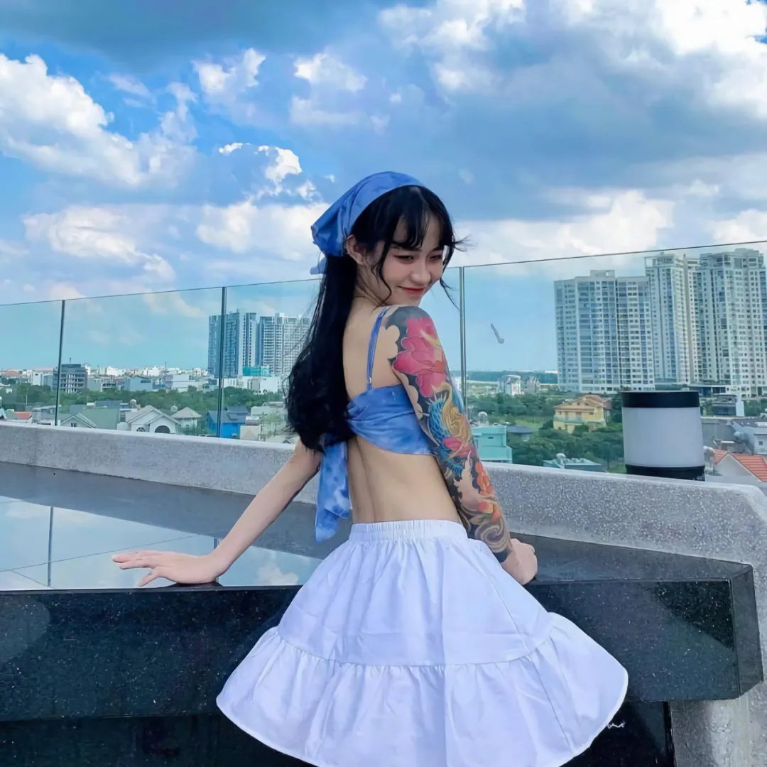 门口男孩